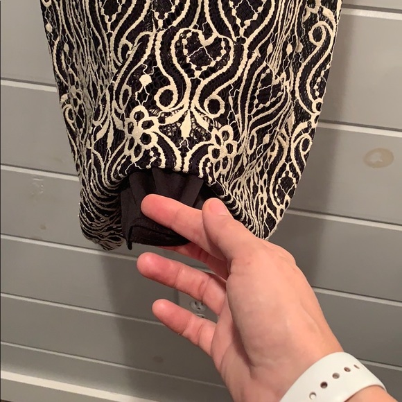 Dress - Connected apparel - Picture 7 of 8